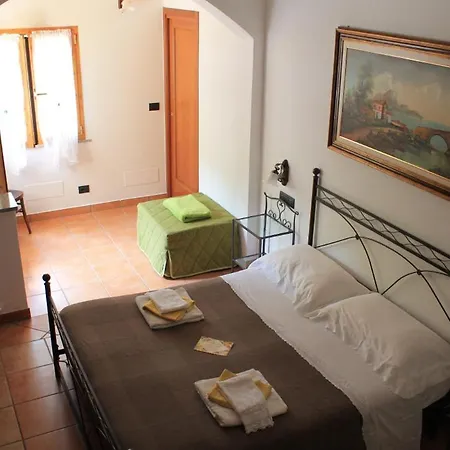Madamadore Guest house